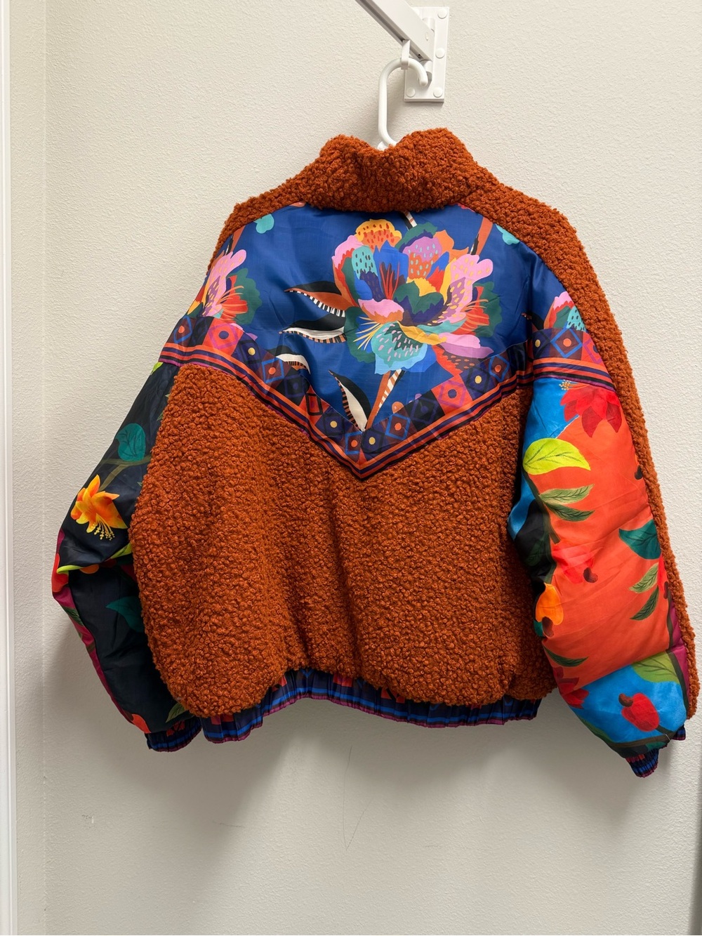 FARM Rio Lucy Floral Puffer Jacket - double sided puffer teddy jacket - NWT - Picture 3 of 11